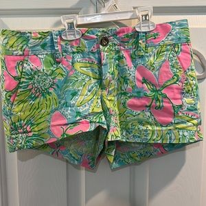 Lilly Pulitzer “Th Walsh Shorts”